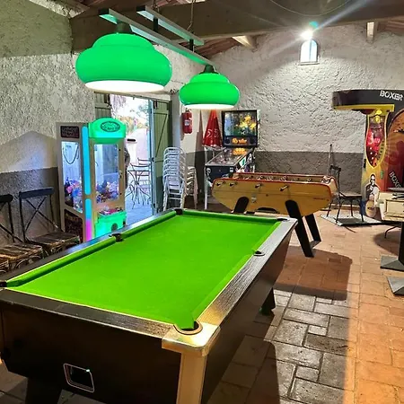 Mobile Home, Le Dattier, Frejus, South Of France Campsite *